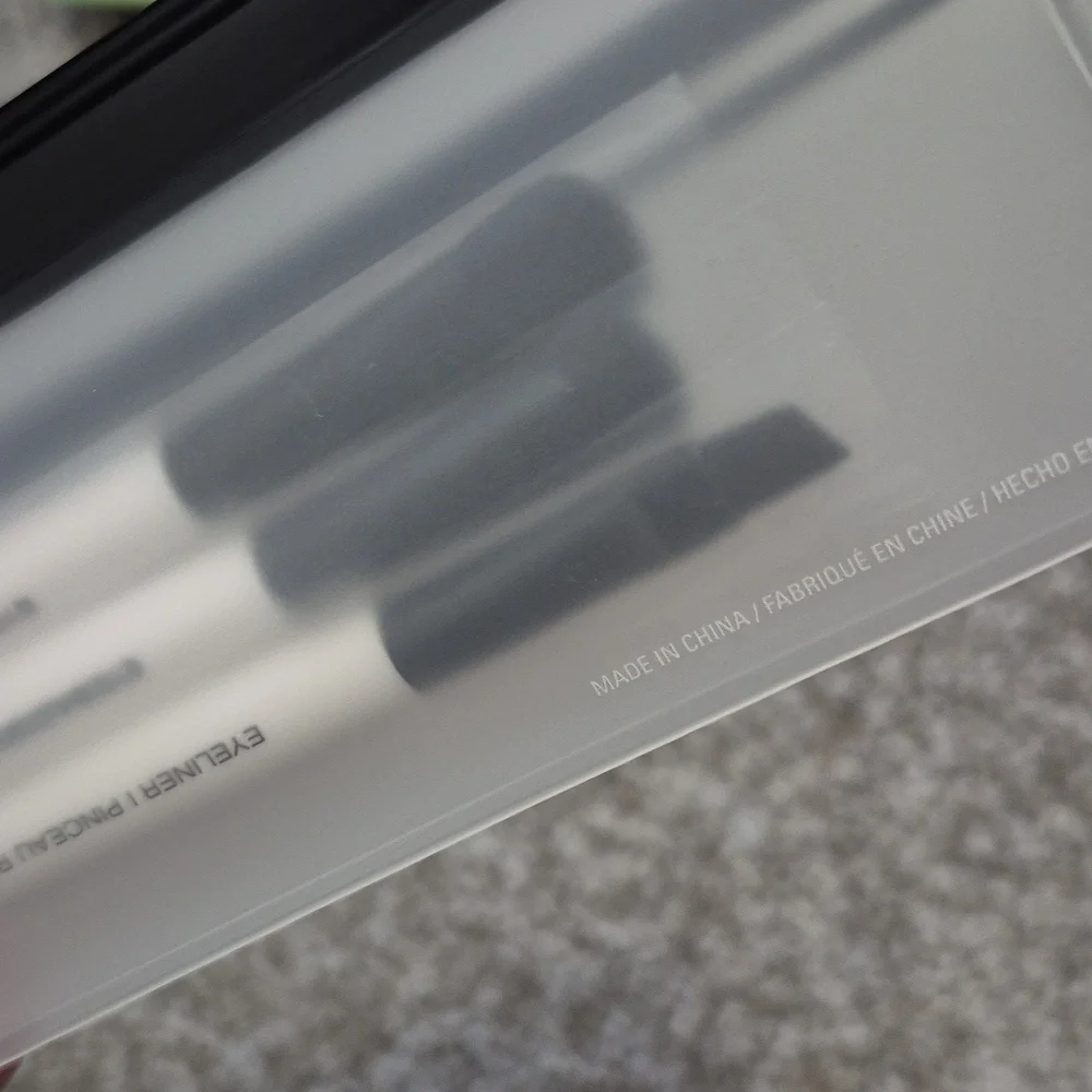 Mary Kay Clear Plastic Mini Eye Brush Set with Black Trim